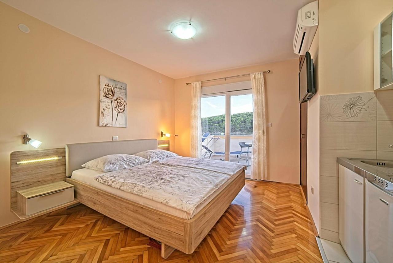 Studio Apartments Peric Rab Kampor Kültér fotó