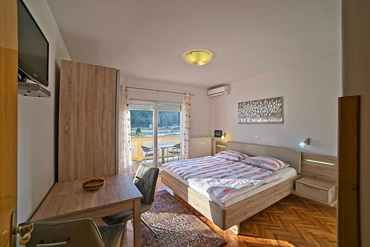 Studio Apartments Peric Rab Kampor Kültér fotó